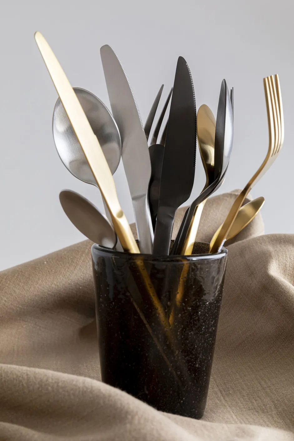 KARE Besteck Gloria Matt Schwarz (16/tlg.)