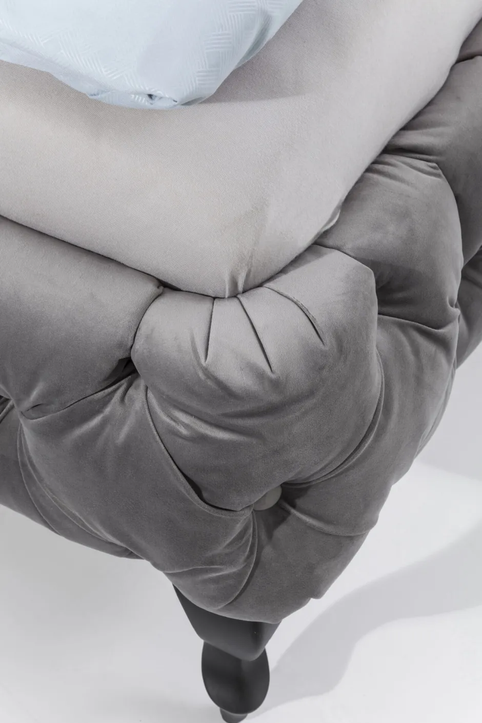 KARE Bett Desire Velvet Silbergrau 160x200 cm