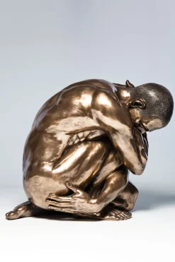 KARE Deko Figur Nude Man Hug Bronze 54cm