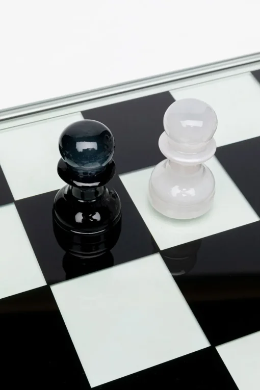 KARE Deko Objekt Chess Transparent 60x60cm