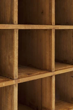 KARE Vitrine Refugio