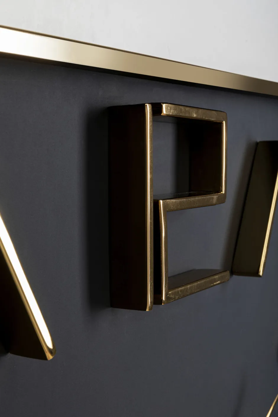 KARE Wanduhr Gamble 92x92cm